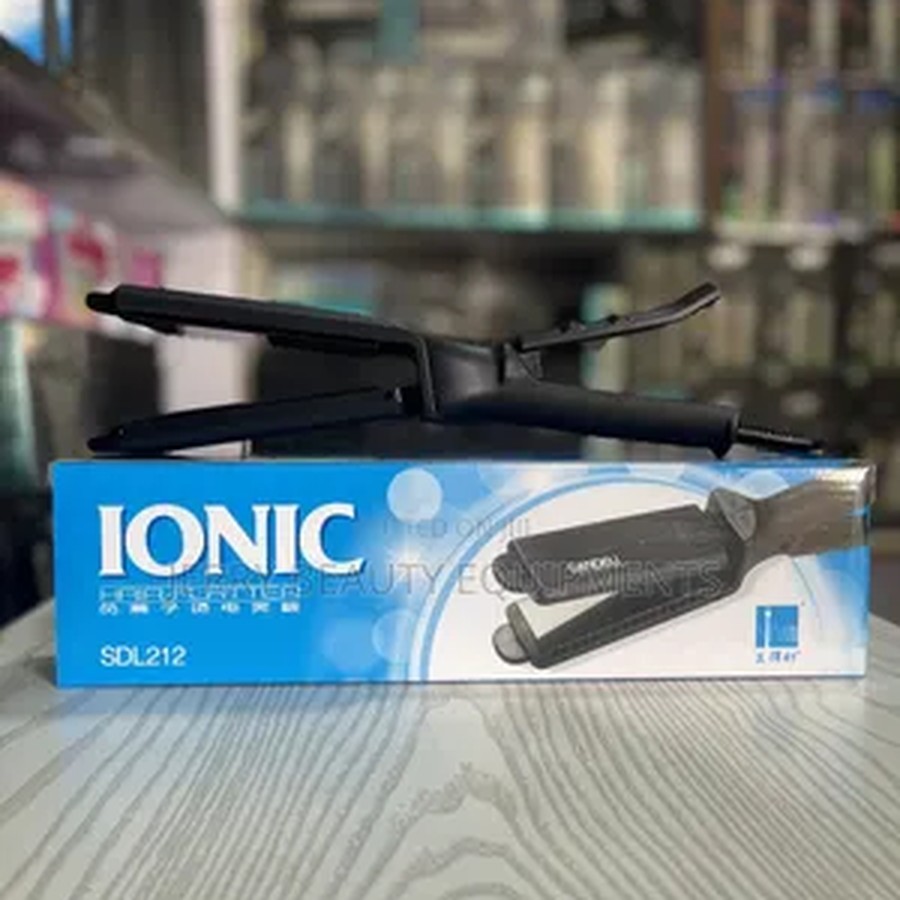 Ionic hair crimper